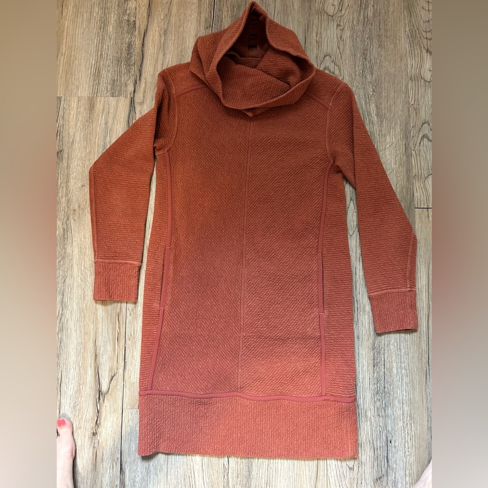 Lululemon dress